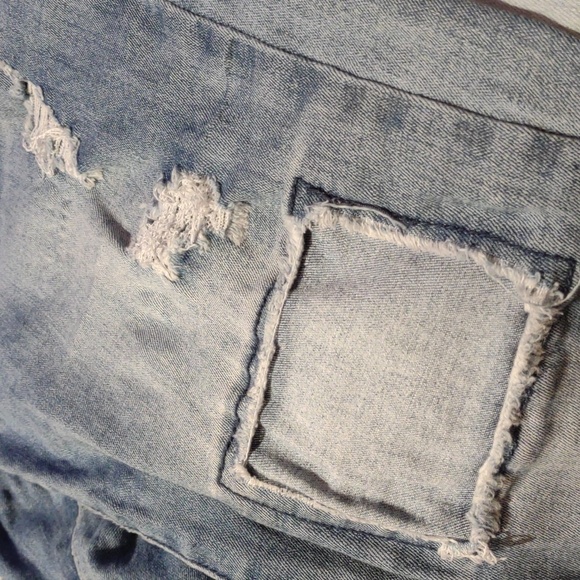 ChiQle Denim Architect Women’s Distressed patch Jeans, sz 11 juniors - Picture 7 of 9